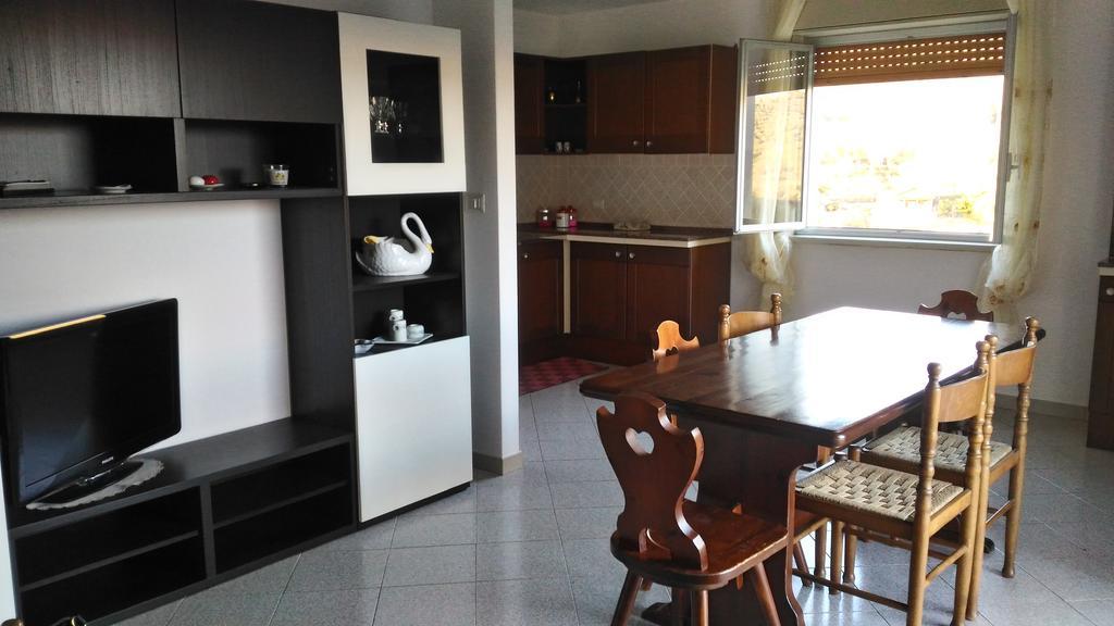 Casa Marina Apartment Лингуаглоса Екстериор снимка